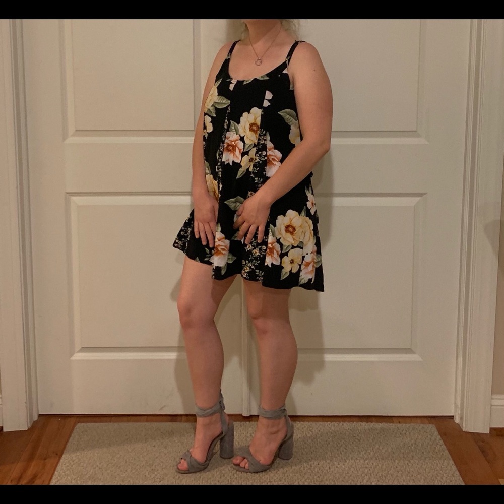 Steve Madden tie heels